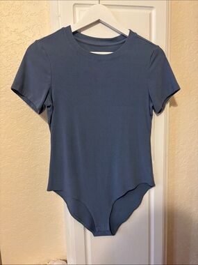 Blue Short Sleeve Bodysuit size large NWOT